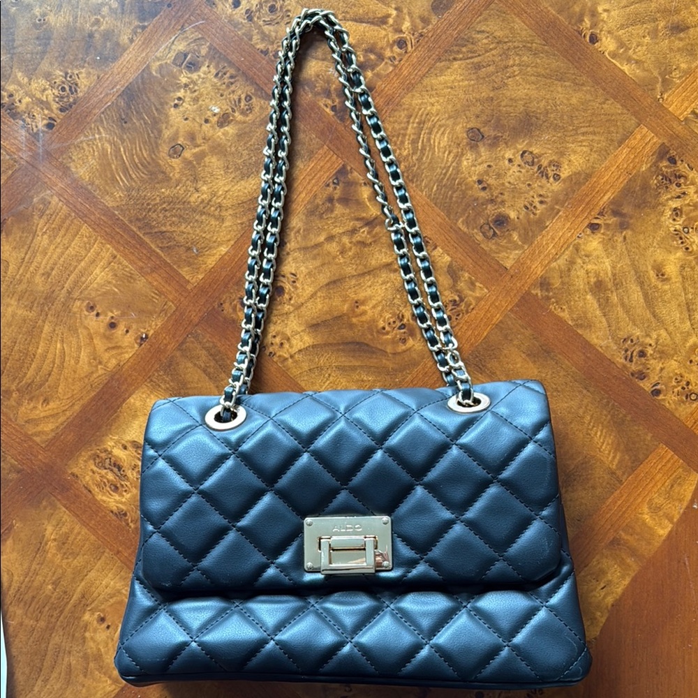 Brand new ALDO Black Quilted Chain Shoulder Bag